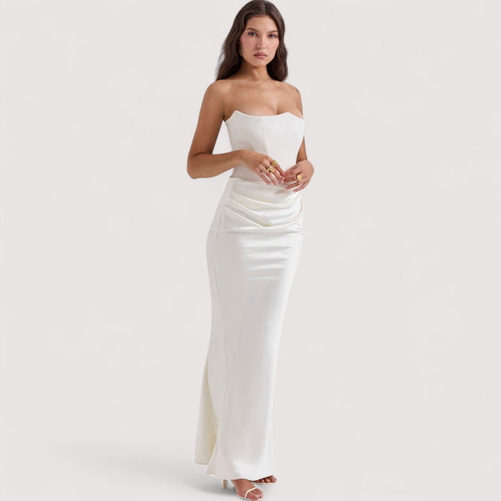 Brunhild™ | Šaty Carmen