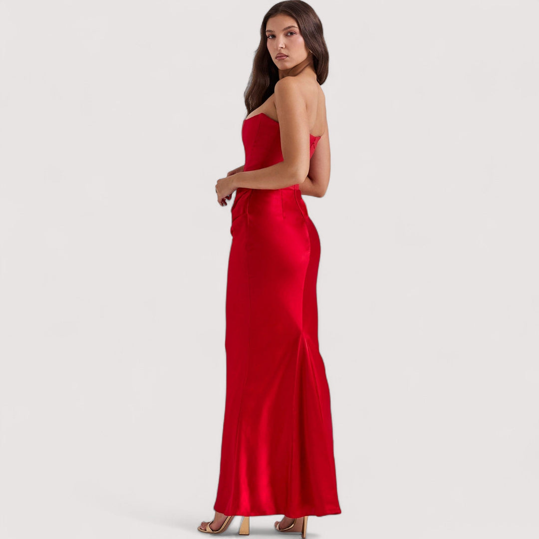 Brunhild™ | Šaty Carmen