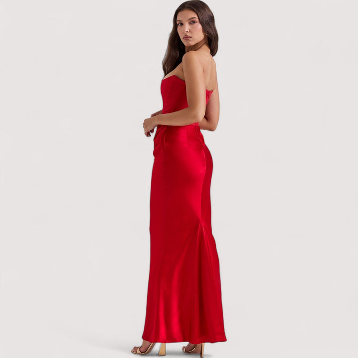 Brunhild™ | Šaty Carmen
