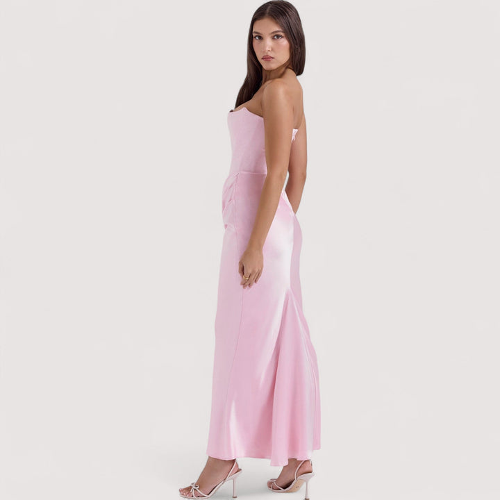 Brunhild™ | Šaty Carmen